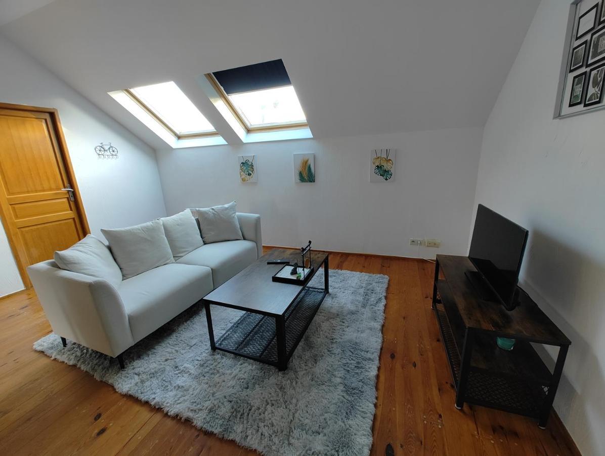 Cosy Appartement 2 Chambres Pont-de-lʼArche Esterno foto