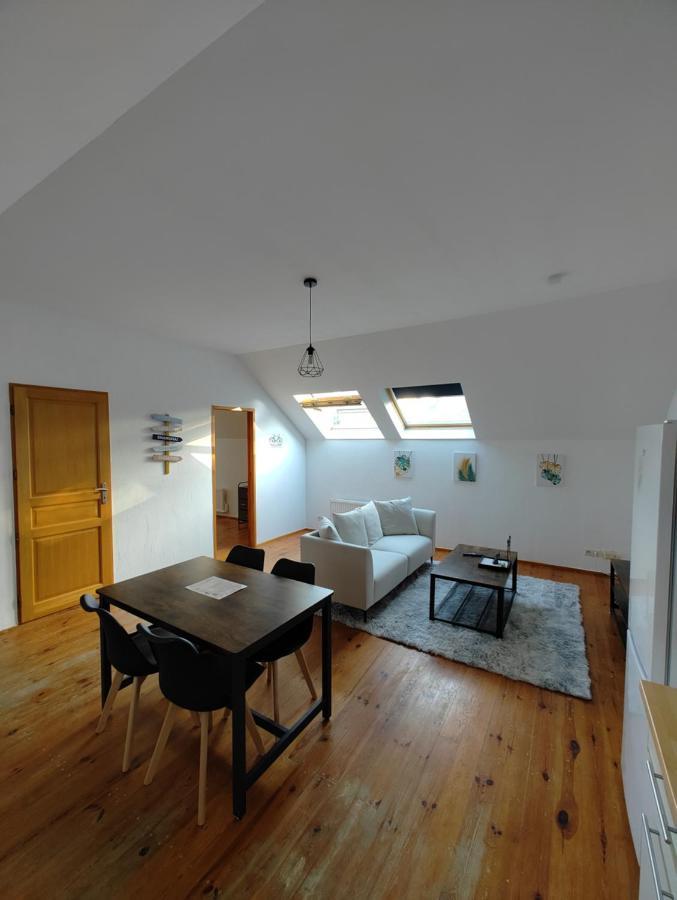 Cosy Appartement 2 Chambres Pont-de-lʼArche Esterno foto